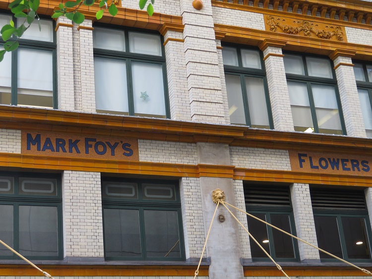The external facade of Mark Foy's Emporium, Sydney